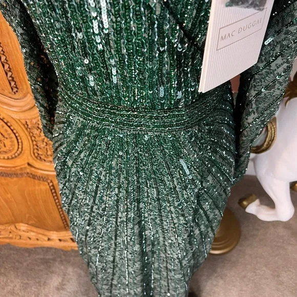 NEW Mac Duggal 93676 Bead Lace Long Sleeve Midi Dress Emerald Holiday Wicked - Picture 4 of 11